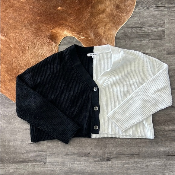 Steve Madden Sweaters - Steve Madden Black and White Cardigan